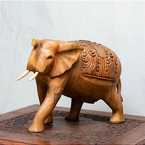 Escultura Elefante de Madeira Suar 29cm