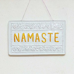 Placa Decorativa de Metal Namaste