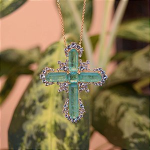 Colar Elaine Palma crucifixo esmeralda zircônia azul ouro semijoia