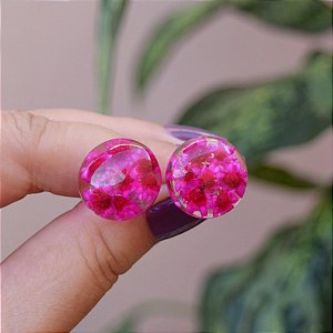 Brinco Márcia Pouso resina flores pink
