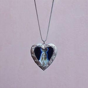 Colar Lázara Design relicário coração Nossa Senhora de Fátima prateado