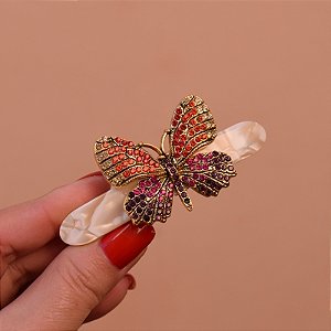 Presilha acrílico marmorizado bege borboleta cristais coloridos