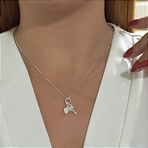 Colar com berloque chave zircônia prata 925