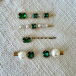Kit presilhas cristais verde pérola metal dourado 5 peças