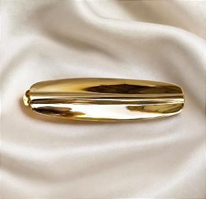 Presilha de Cabelo Retangular em Metal Dourado Polido com Friso – 8,4 cm