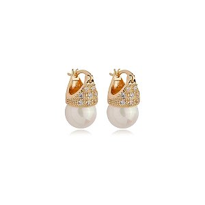 Brinco argolinha Lady Di pérola zircônia ouro semijoia E10088