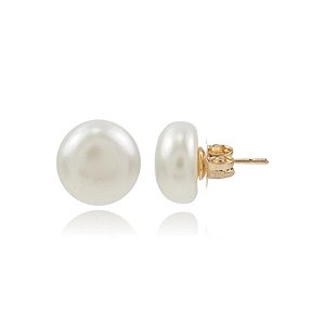 Brinco pérola shell achatada m ouro semijoia