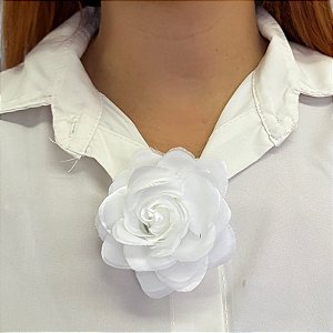 Broche rosa tecido branco FL-003