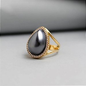 Anel pérola grafite shell gota ouro semijoia
