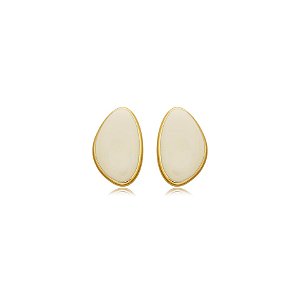 Brinco SD Sheila Morais orgânico resina off white p ouro vintage
