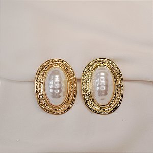 Maxi brinco oval pérola ouro semijoia