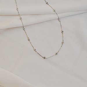 Colar curto cristais ródio semijoia 25k03030