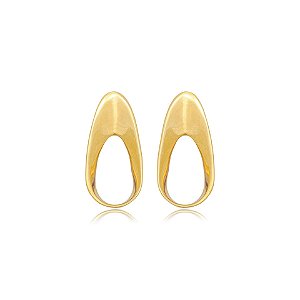 Brinco oval vazado ouro semijoia