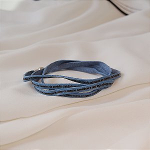 Pulseira Fernanda Villela couro azul oração N Sra do Carmo