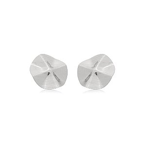 Brinco pressão chapa amassada g ródio semijoia 7032905