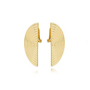 Brinco pressão meia lua texturizada ouro semijoia 7070305