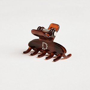 Piranha de cabelo Bianca acrílico p marrom letra D 05 080