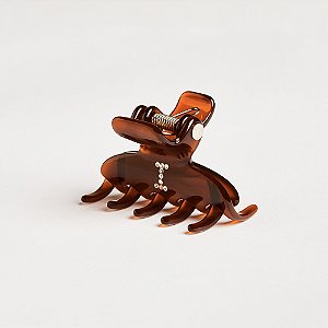 Piranha de cabelo Bianca acrílico p marrom letra I 05 080