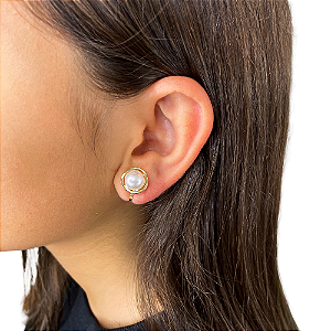 Brinco pressão pérola ouro semijoia