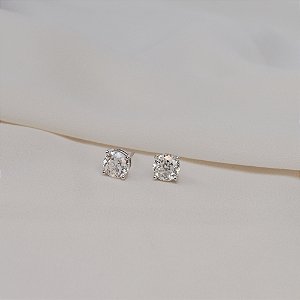 Brinco ponto de luz moissanite 6,5 mm prata 925