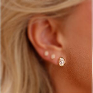 Brinco oval moissanite ouro prata 925