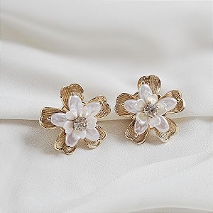 Capa para botão e botton floral madrepérola par