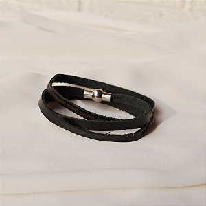 Pulseira Fernanda Villela couro preto Oração Ave Maria