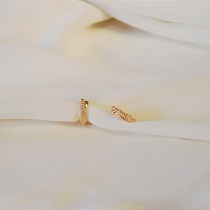 Brinco argolinha segundo furo vazada ouro semijoia 26k08056