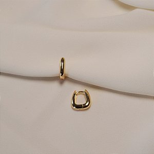 Brinco argolinha retangular ouro semijoia 26k08013