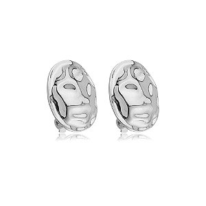 Brinco pressão oval metal martelado ródio semijoia