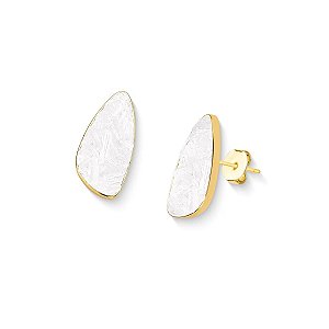 Brinco orgânico pedra natural selenita ouro semijoia