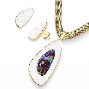 Colar e brinco orgânico pedras naturais selenita e abalone ouro semijoia