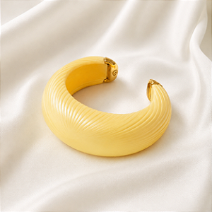 Bracelete SD Sheila Morais resina amarelo manteiga perolado