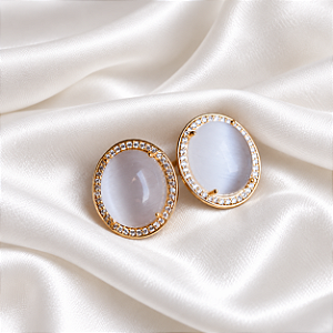 Brinco Oval Olho de Gato Zircônia Ouro Semijoia 19A06033