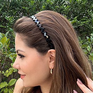 Tiara acrílico ondulada Bianca preto 20 141