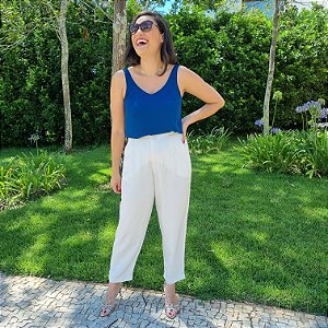 Blusa sem manga com decote em V - Blusa Lílian