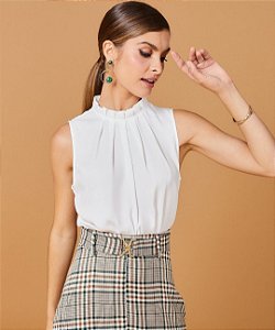 Blusa em crepe, sem manga - Blusa Gisele