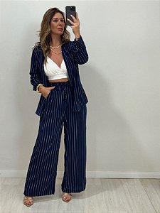 CONJUNTO LUCIANA CAMISA/CALÇA RISCA DE GIZ AZUL MARINHO (AR25-2314)