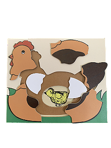 Quebra cabeça placa tripla galinha marrom , pintinho e ovo