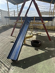 Reforma parquinho de madeira