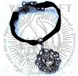 Choker em veludo Camafeu