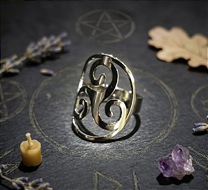 Anel Triskele - Aço cirurgico