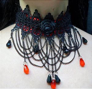 Gargantilha Marduk - Preto com vermelho