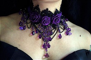 Gargantilha "Garden of the purple roses"