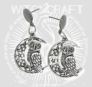 Brinco coruja na lua