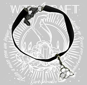Choker em veludo Triquetra simples