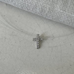 Choker Fio de Nylon - Cruz - Ródio