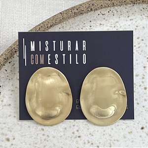Brinco Chapa Oval Lumière - Dourado Fosco