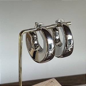 Argola Puff Triangular - Ródio