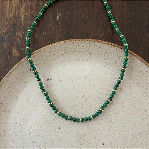 Colar Pedras Naturais Ibiza - P - curto - Malaquita